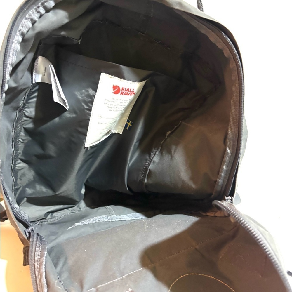 Kånken Gray Backpack - Picture 4 of 6